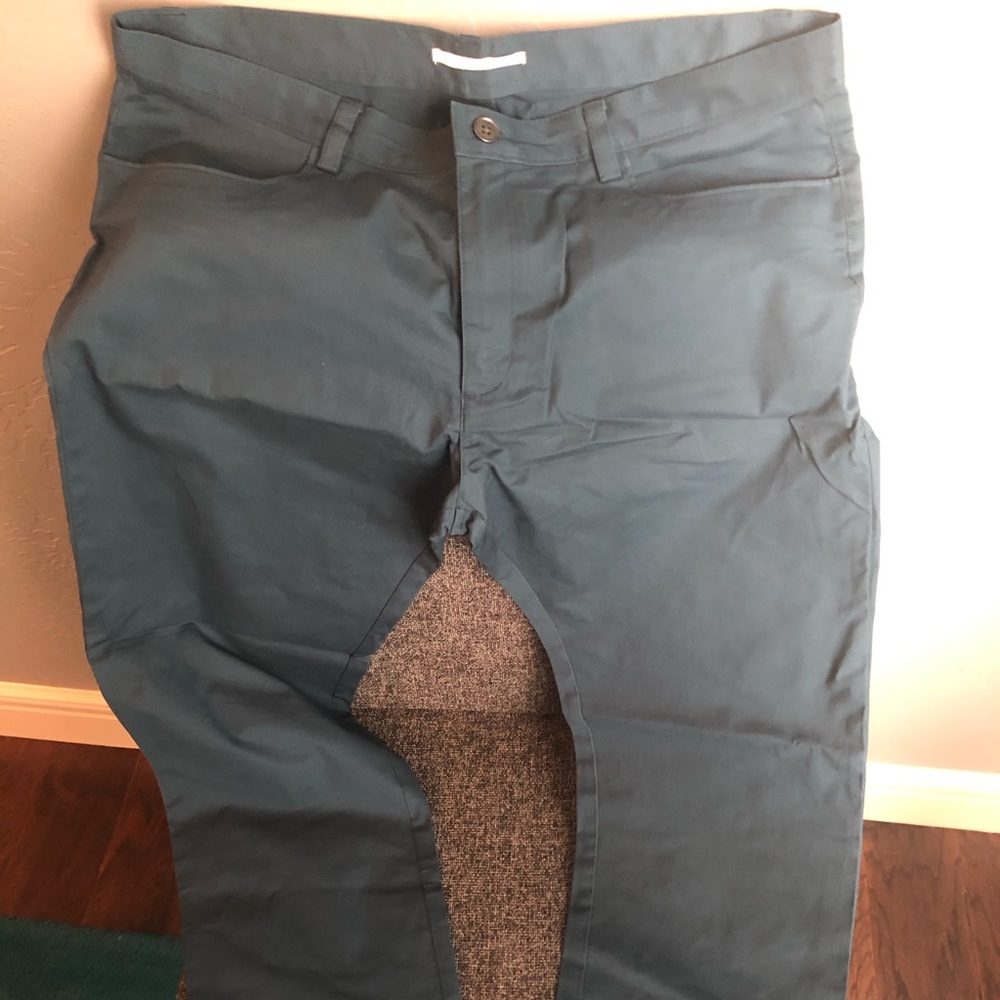 Men’s Calvin Klein Teal chinos 36x32
